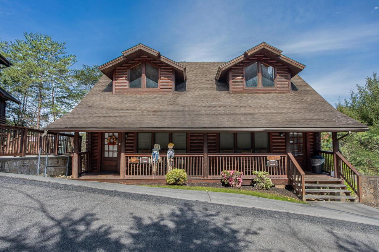 Great Wolf Cabin In Pigeon Forge! Villa Exteriör bild