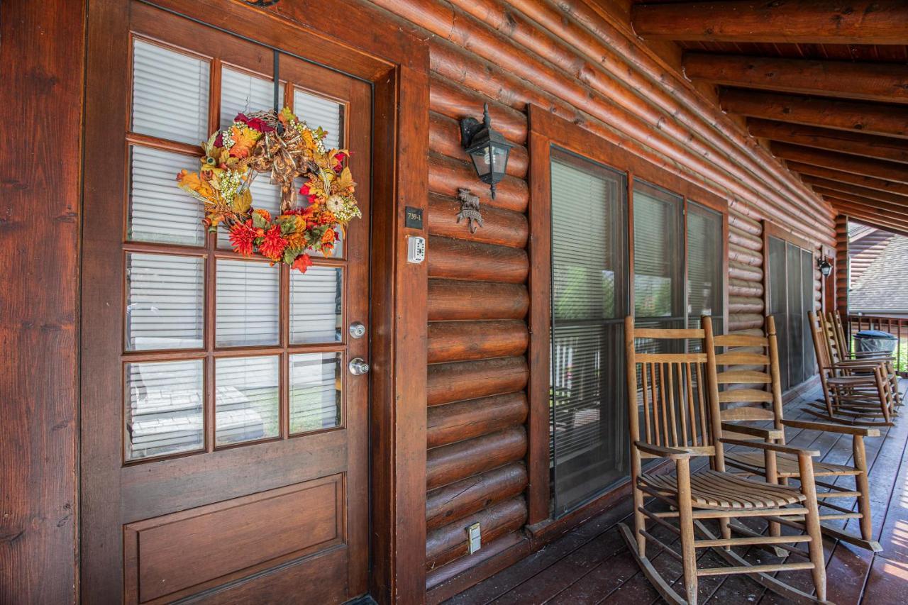 Great Wolf Cabin In Pigeon Forge! Villa Exteriör bild