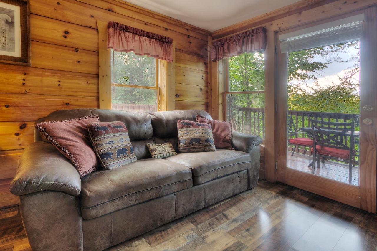 Great Wolf Cabin In Pigeon Forge! Villa Exteriör bild