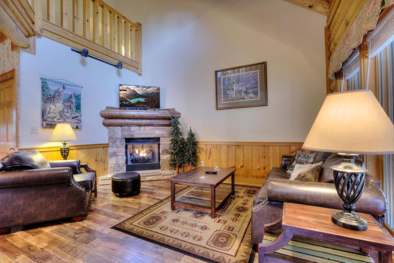 Great Wolf Cabin In Pigeon Forge! Villa Exteriör bild